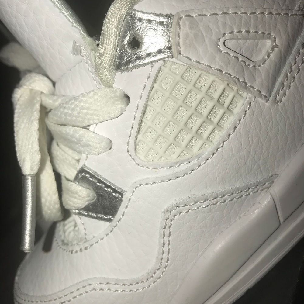 Jordan Retro 11 toddler size 7c, $40 - Picture 6 of 8